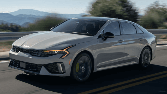 Обзор нового Kia K5 2025: стиль, технологии и драйв